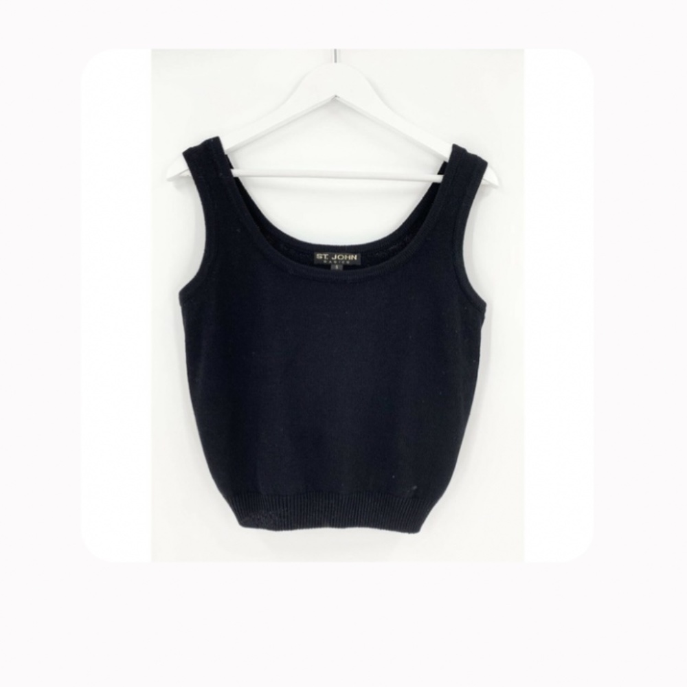 St. John Basics Knit Tank Blouse Sleeveless Scoop Neck Ribbed Hem Womens Size S